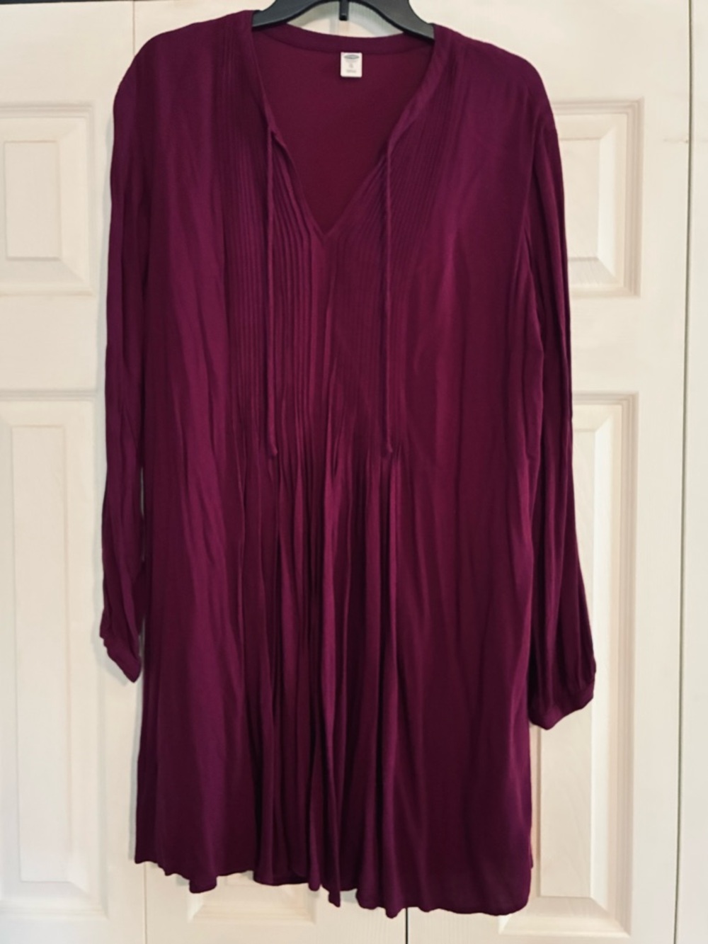 Long Sleeve Pintuck Swing Dress in Deep Berry